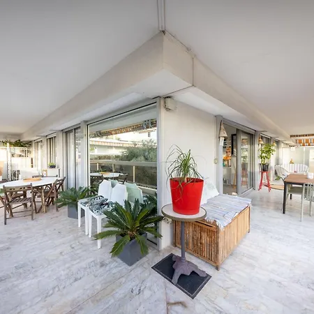 Tanit 3 Pieces, Grande Terrasse Appartement *