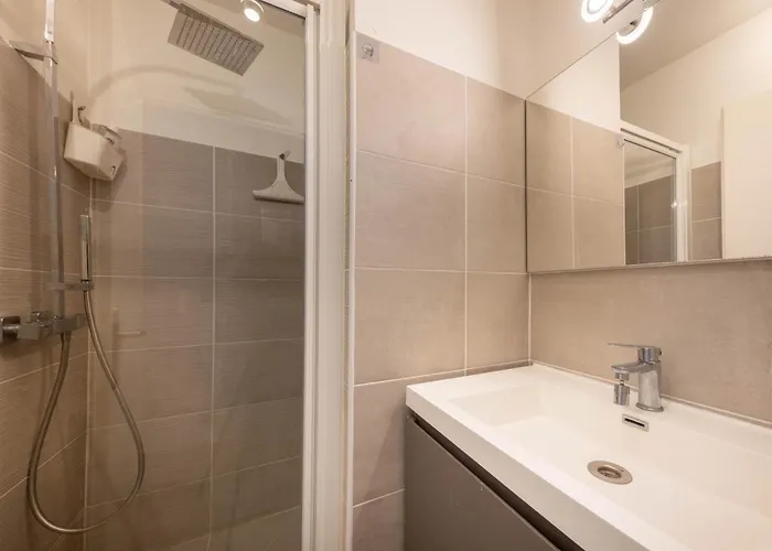 Tanit 3 Pieces, Grande Terrasse شقة أنتيب